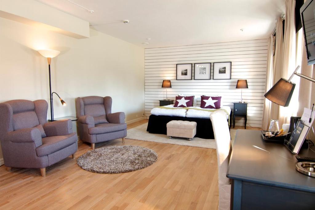 Hotell Tinget Sala Exterior photo